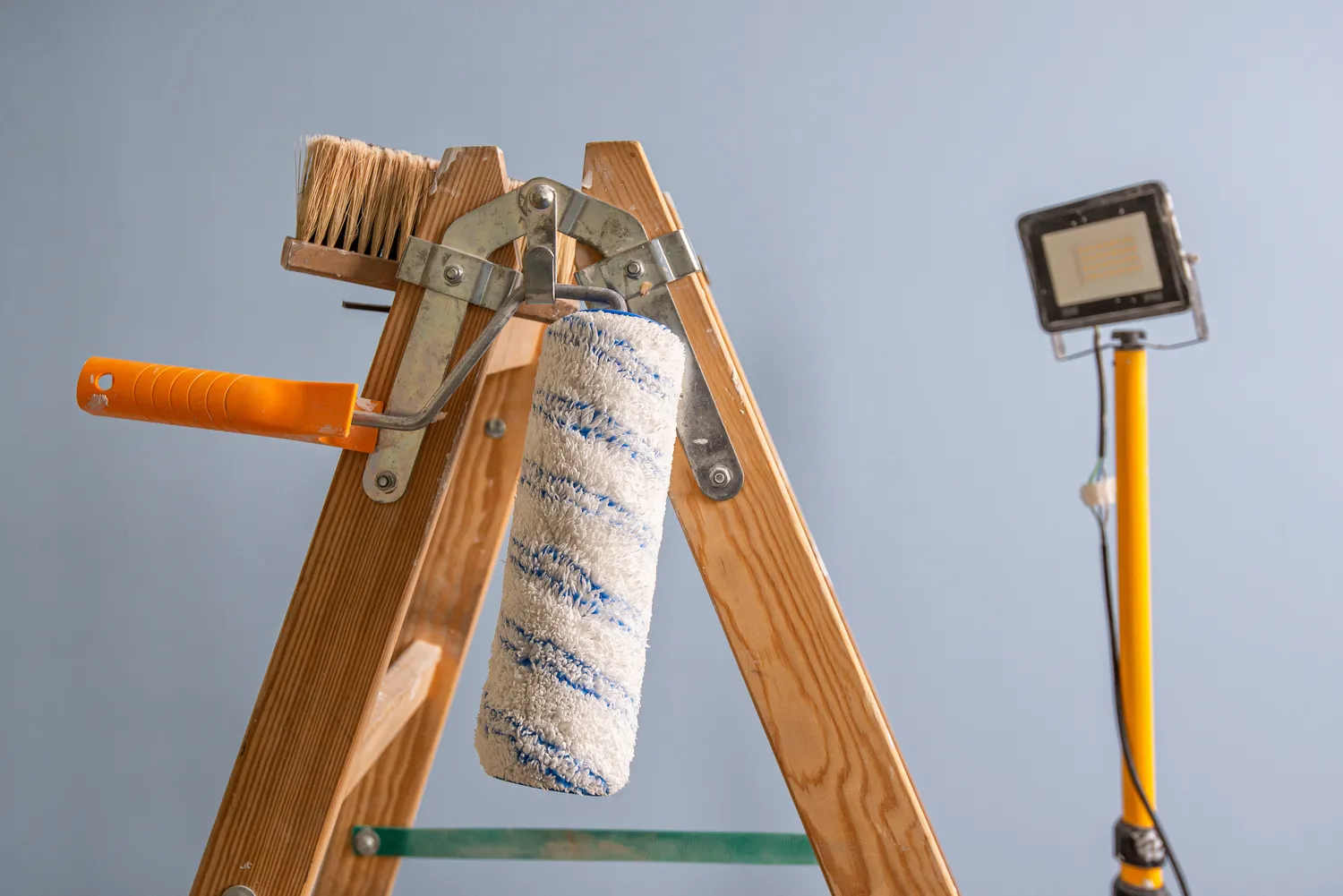 Głośny remont w bloku do której godziny?